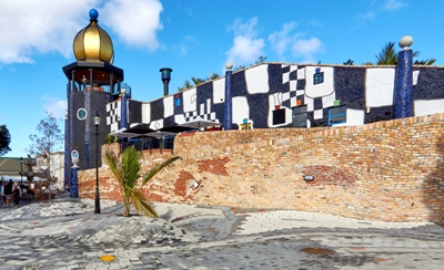 Hundertwasserhaus in Neuseeland